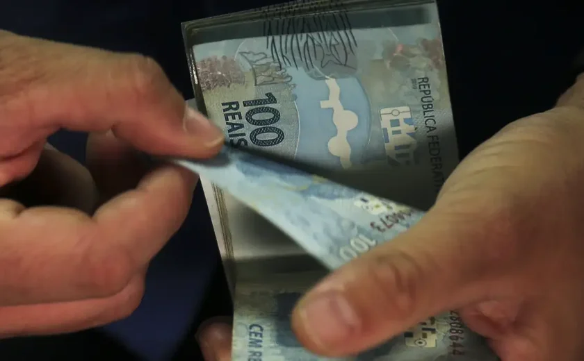 Governo começa a transferir empréstimos antigos para app do consignado