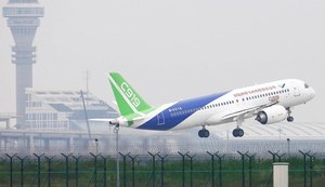 EUA condenam China por 'absurdo orwelliano' sobre sites de companhias aéreas