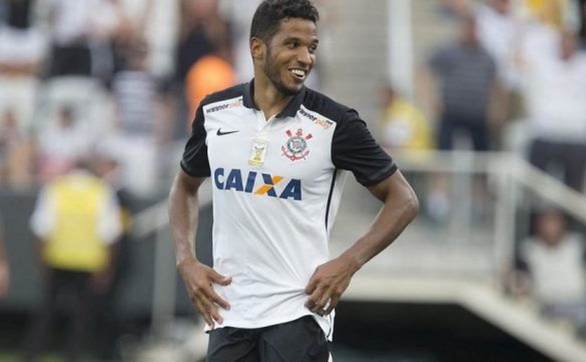 Zagueiro Rodrigo Caio dedica gol a Dorival