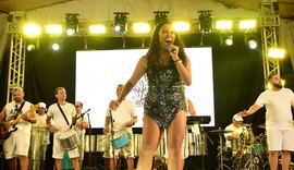 Banda Sambalelê agita Carnaval de Penedo com muita percussão e diferentes estilos musicais