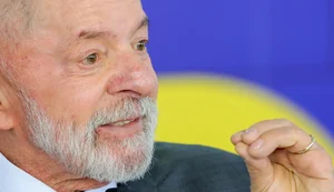 Lula anunciará crédito para entregadores comprarem motos elétricas