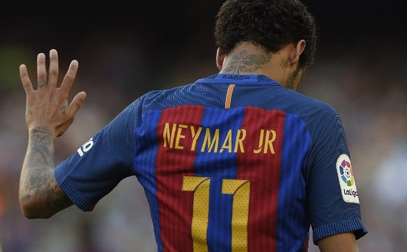 Barcelona anuncia rescisão de contrato de Neymar; multa foi paga