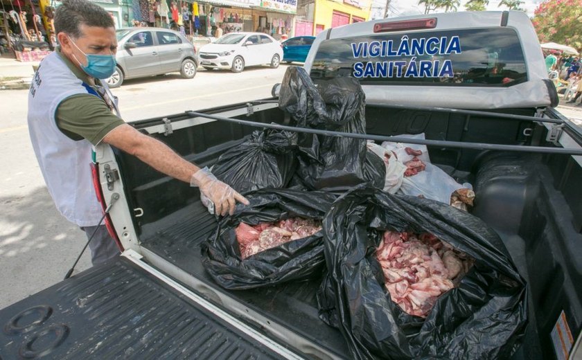 Mais de 500 quilos de alimentos são apreendidos no Mercado do Tabuleiro