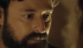 'Gênesis': Ló se flagela ao descobrir que engravidou as filhas. 'Traidoras! Malditas!'