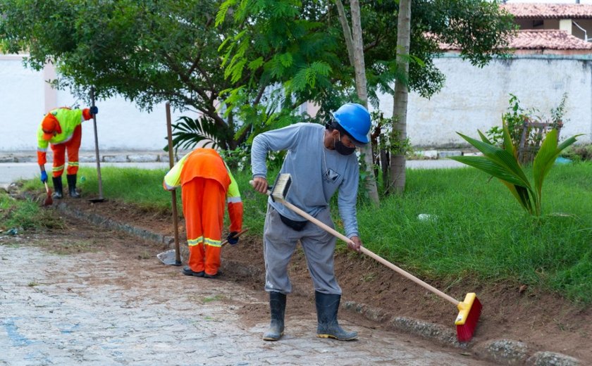 Bairros do Pinheiro e Bebedouro recebem mais um mutirão de limpeza