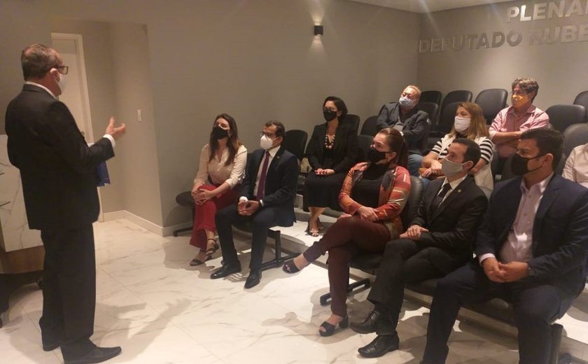 Fecomércio busca apoio da Frente Parlamentar para adequações ao PL 386