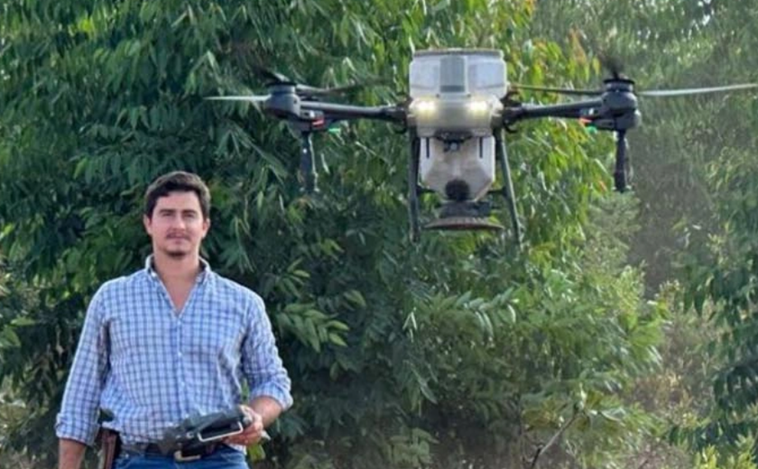 Jovem conquista drone de R$ 150 mil com consórcio do Sicredi