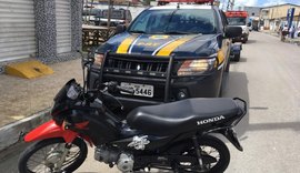 Mulher é presa pela PRF após tentar fugir de abordagem na BR-316