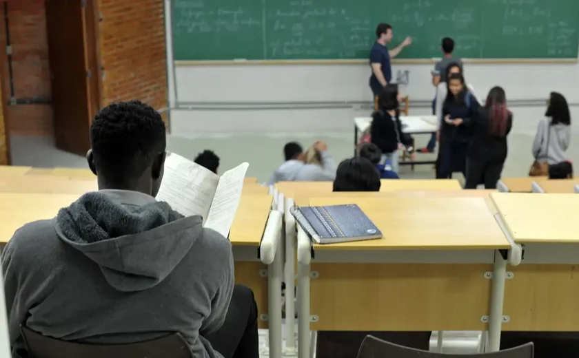 Instituições de ensino vão emitir diploma digital de graduação