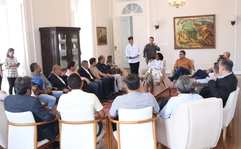 Unicafes/AL recebe representantes do governo federal em almoço de recepção ao novo secretário do estado de agricultura