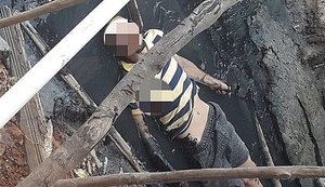 Corpo de homem é encontrado dentro de esgoto