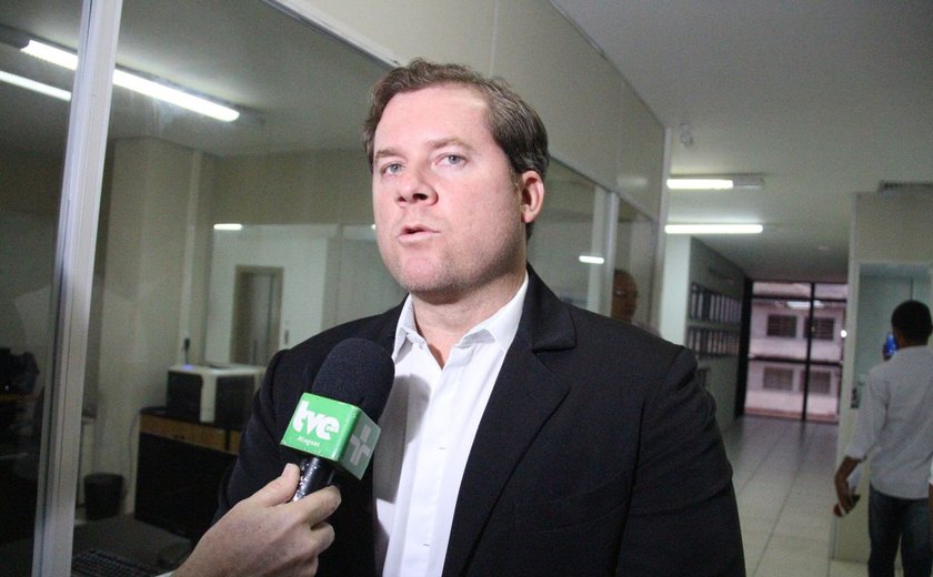 Ministro do Turismo, Marx Beltrão não abre mão de disputa ao Senado