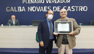 Cardiologista Gilvan Dourado recebe título de Cidadão Honorário de Maceió