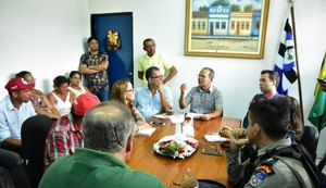 Prefeito promete atender MST depois de invasão na Prefeitura