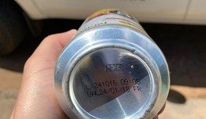 Promotoria de Igreja Nova flagra centenas de bebidas alcoólicas vencidas