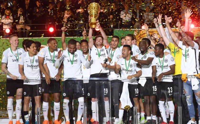 Eintracht Frankfurt é campeão da Copa da Alemanha em cima do Bayern