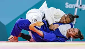 Com Rafaela Silva, Brasil domina 1º dia do judô no Pan de Santiago