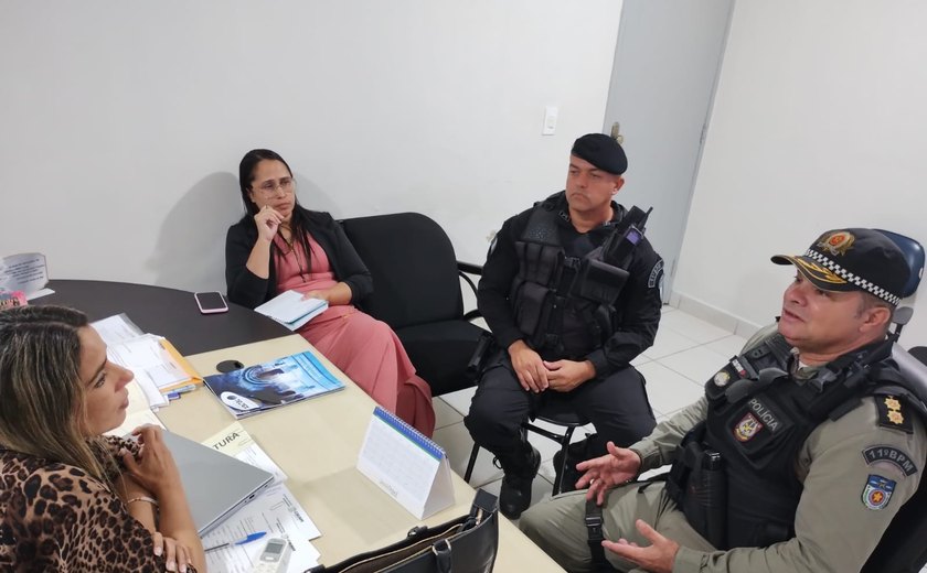 Secretária de Educação de Coruripe se reúne com comandante do 11º BPM