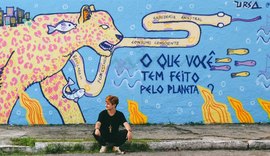 Artista Ursa leva arte e conscientização ambiental à Escola Estadual