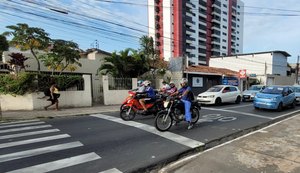 Maceió ganha novas áreas de espera em semáforos para motociclistas