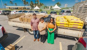 Comissão de Bem Estar Animal da OAB/AL recebe doações para abrigos e protetores independentes