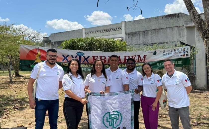 Professora da Semed de Maceió apresenta pesquisa sobre uso de vídeos autorais