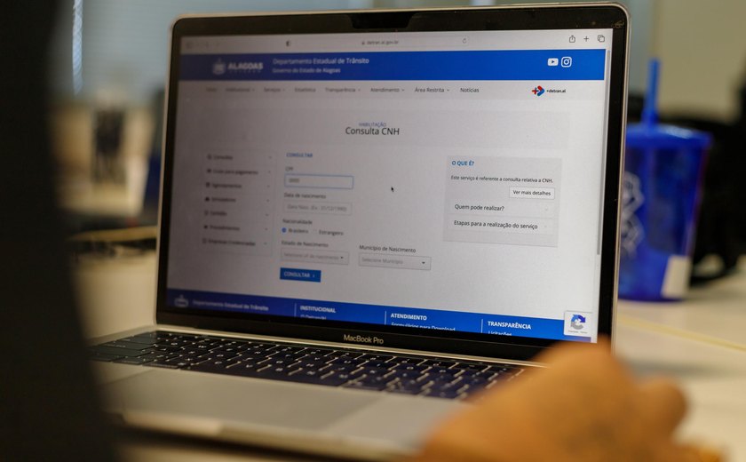 Detran orienta como fazer a retirada da CNH se documento não chegar no prazo legal