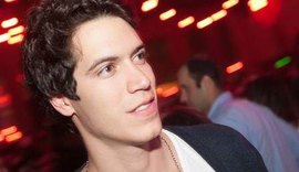 Bonitão que 'deu colo' a Marquezine é o estudante paulista Lucas Kalil