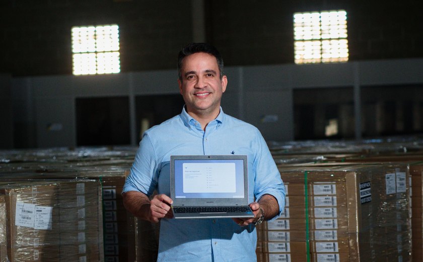AL adquire 33 mil notebooks para escolas estaduais