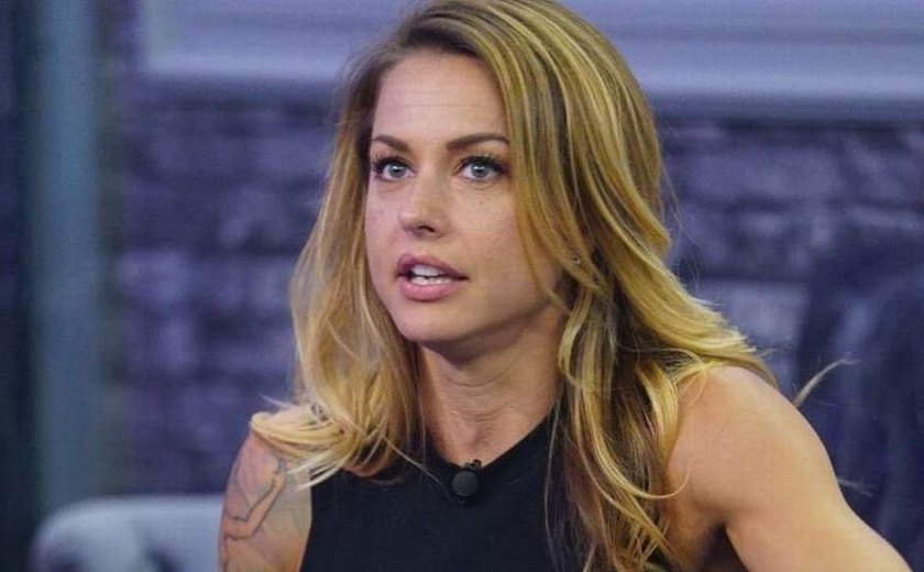 Ex-Big Brother é presa por destruir o carro da namorada do ex-marido