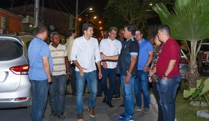 Rui Palmeira entrega obras estruturantes no Benedito Bentes