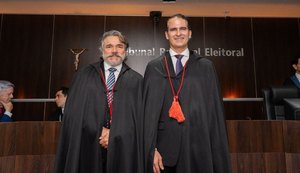 Juízes federais tomam posse como desembargadores eleitorais do TRE
