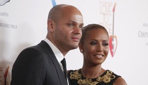 Mel B diz que ex-marido e babá fizeram sexo sem ela após 7 anos de ménage