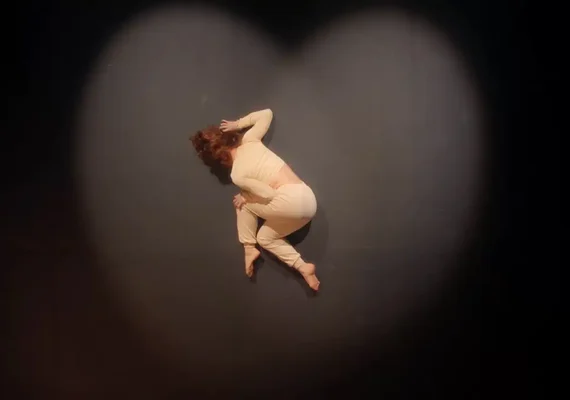 Filme que conta história de contorcionista debate abuso infantil