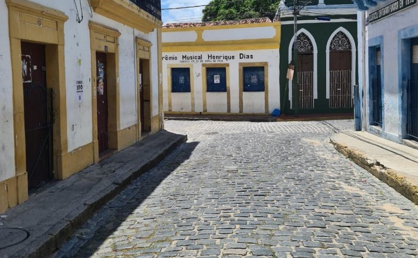 Olinda em silêncio: pandemia esvazia um dos maiores carnavais de rua do mundo