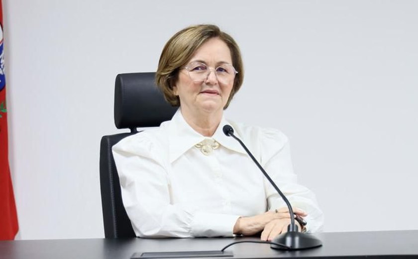 Presidente Lula indica Marluce Caldas ao STJ; procuradora tem longa trajetória no MP/AL
