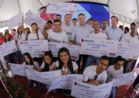 Empreendedores de Quebrangulo recebem crédito de R$ 300 mil da Desenvolve