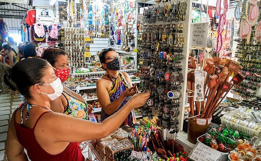 Pavilhão e Feirinha do Artesanato estão com horário de funcionamento ampliado