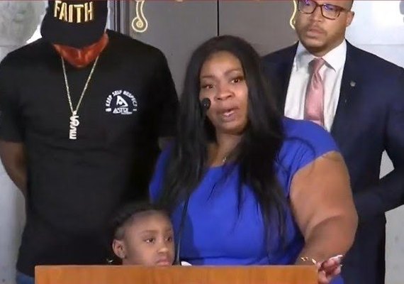 'Ele nunca vai vê-la se formar ou no altar', diz mãe da filha de George Floyd