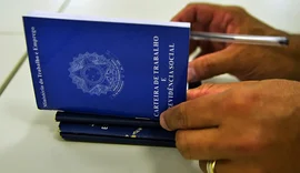 Brasil cria mais de 147 mil empregos com carteira assinada em agosto