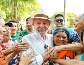 Justiça tributária: Lula celebra isenção para quem ganha até R$ 5 mil