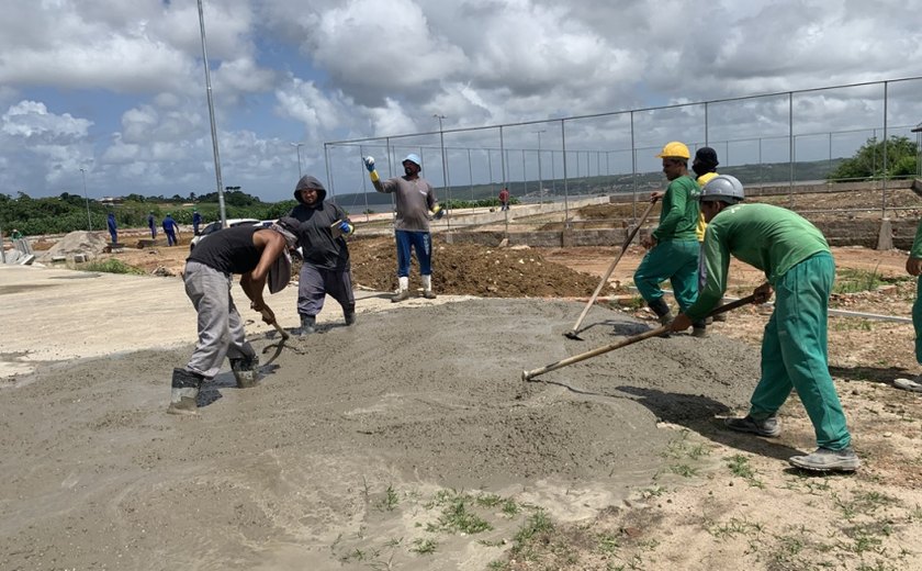 Obras de revitalização avançam no Mirante da Santa Amélia