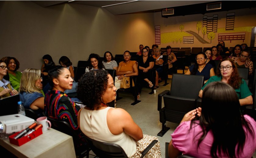 N3 Coworking celebra mês da mulher com roda de conversa e oficina de aquarela