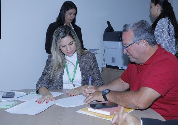 Centro de conciliação na Cooperativa Sicredi realiza primeiras audiências