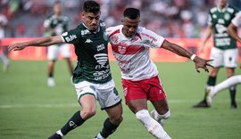 CRB vence vice-líder Guarani e volta a sonhar com o G4 da Série B