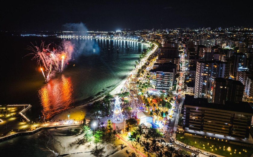 Maceioenses e turistas se encantam na abertura do Natal de Todos Nós