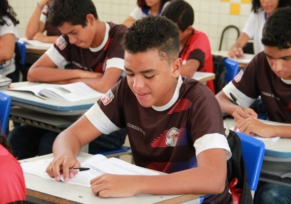 Pré-matrícula online para novatos da rede estadual termina nesta sexta-feira