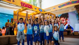 Centenas de estudantes participam do início das atividades da Semed na 11ª Bienal do Livro de Alagoas