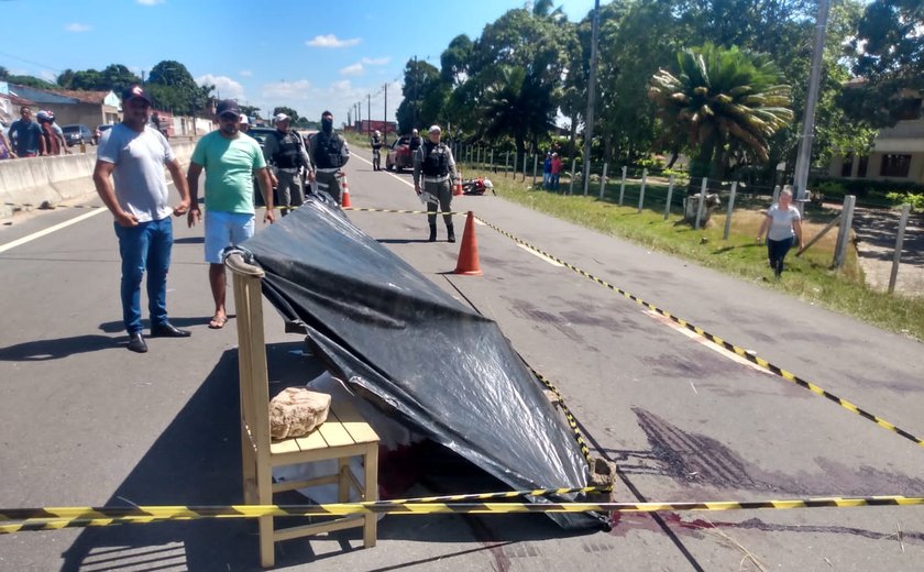 Motoqueiro morre em Limoeiro de Anadia após colisão contra carro