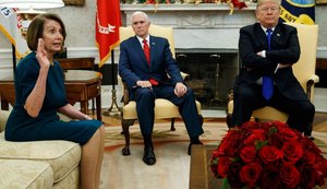 Se não conseguir fundos para muro com o México, Donald Trump ameaça fechar governo